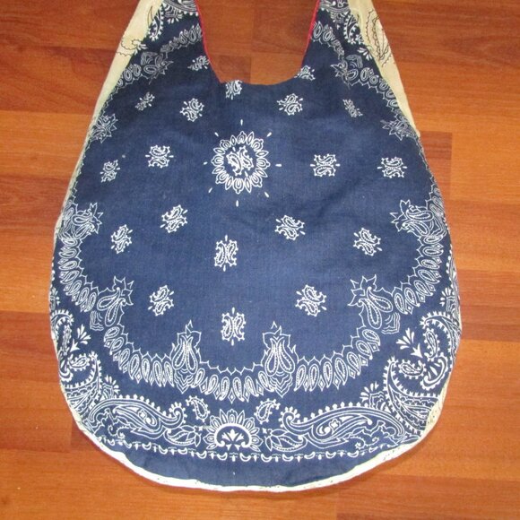Bandana Reversible Sides Hobo Bag - Picture 4 of 16
